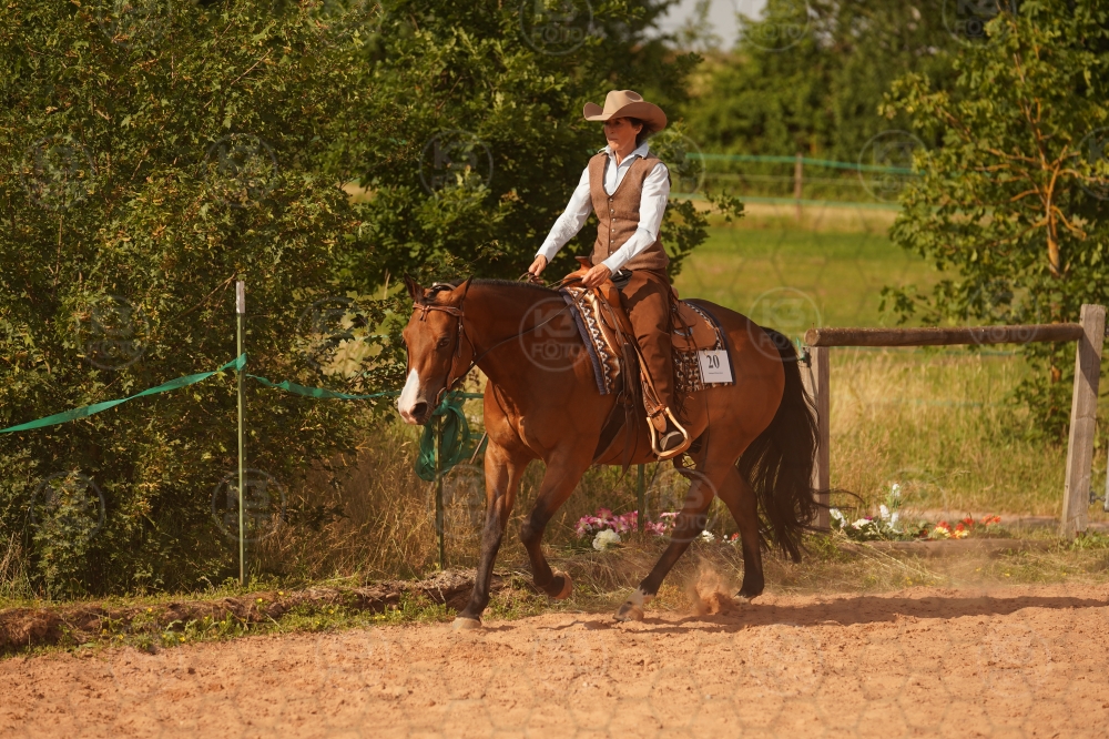 s_A9_04400.jpg